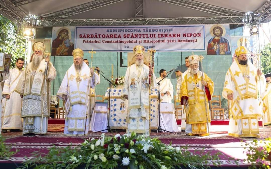 РУСЕНСКИЯТ МИТРОПОЛИТ НАУМ БЕШЕ ГОСТ НА ПРАЗНИКА НА РУМЪНСКИЯ ГРАД ТЪРГОВИЩЕ